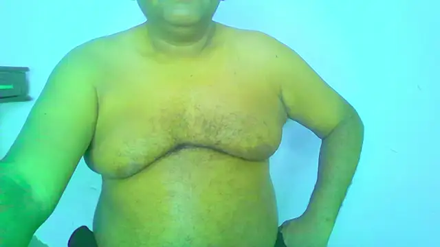 Beargryzzly online show from 11-23-25, 05:56