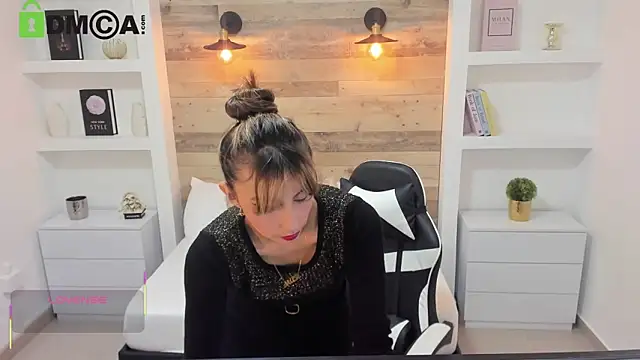 candy summer28 online show from 10-16-25, 07:11