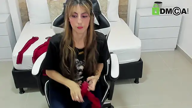 candy summer28 online show from 10-10-25, 07:15