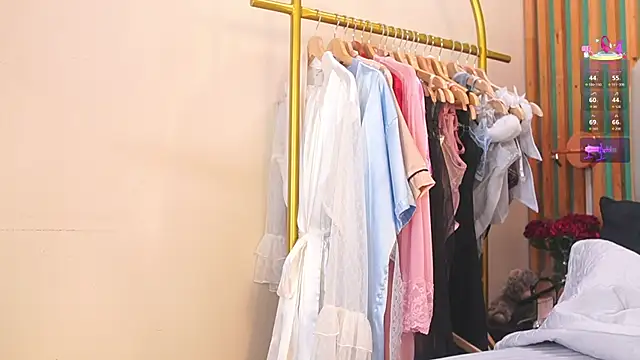 katlyn martins online show from 11-10-25, 06:35