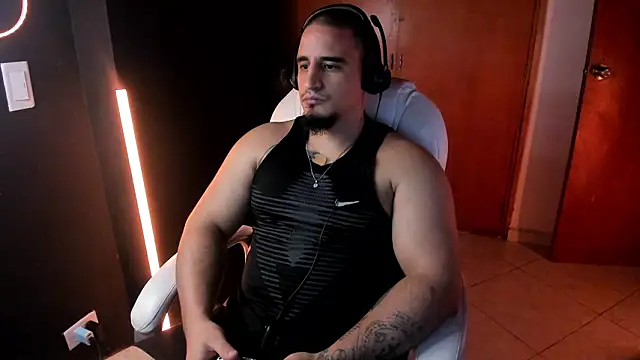 kingbear777 online show from 02-16-26, 04:00