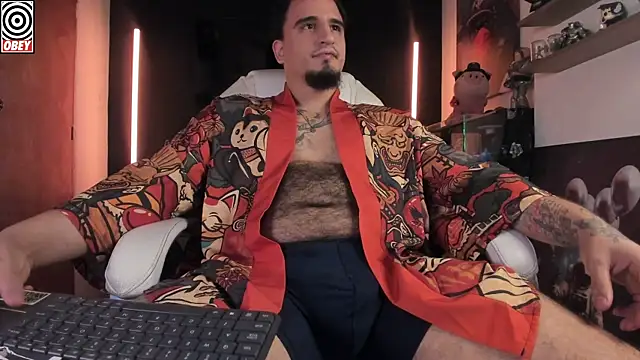 kingbear777 online show from 04-10-26, 03:13