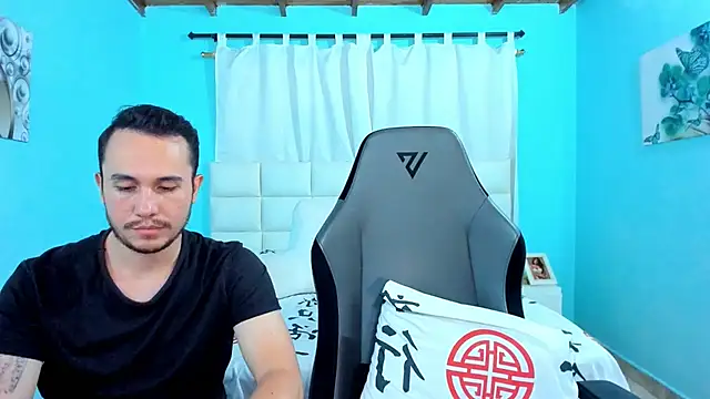 xxx sweet couple  online show from 11-08-25, 06:17