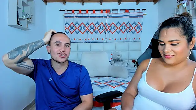 xxx sweet couple  online show from 03-05-25, 08:32