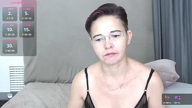 StaceyDarling online show from 11-23-25, 08:19