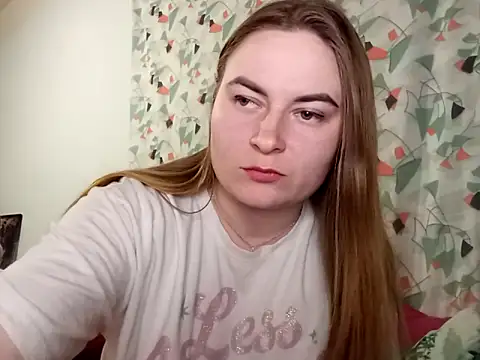 ElenaMaeer online show from 02-10-26, 05:56