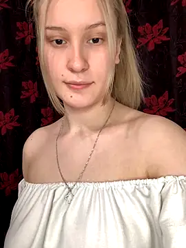 Snapshot of Viola_LOv chatting on 12-05-24, 08:17 Viola LOv online show from 12-05-24, 08:17