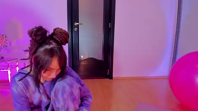 1Munique online show from 02-10-26, 07:51