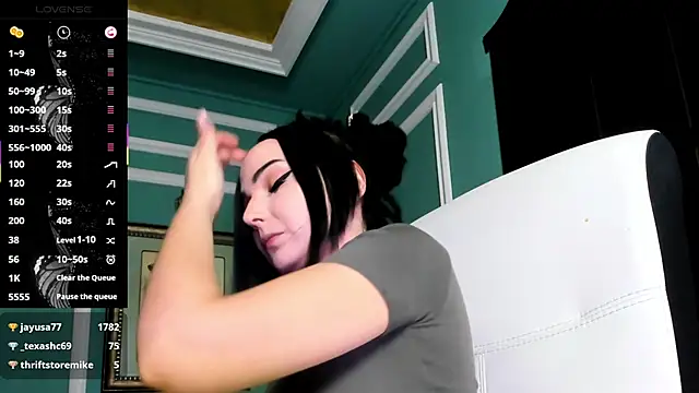 1Munique online show from 03-20-25, 05:47