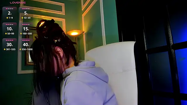 1Munique online show from 10-03-25, 01:23