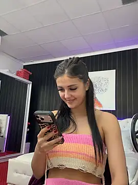 Snapshot of SophiaVilner chatting on 04-26-26, 05:43 SophiaVilner online show from 04-26-26, 05:43