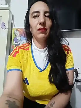 Snapshot of christine-x chatting on 07-03-26, 10:38 christine-x online show from 07-03-26, 10:38