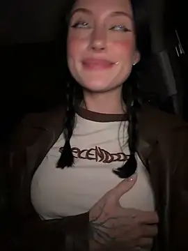 Melissa crazy online show from 04-18-26, 07:40