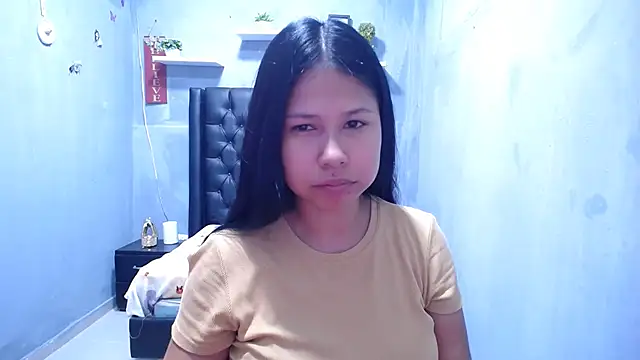 Snapshot of Letty_Plugxo chatting on 05-11-26, 01:56 Letty Plugxo online show from 05-11-26, 01:56