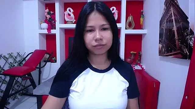 Letty Plugxo online show from 10-09-25, 12:38
