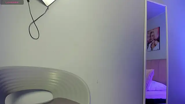 Snapshot of ScarletGV chatting on 02-28-26, 05:40 ScarletGV online show from 02-28-26, 05:40