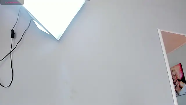 Snapshot of ScarletGV chatting on 02-11-26, 04:34 ScarletGV online show from 02-11-26, 04:34