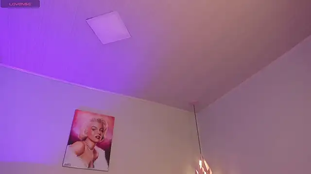 ScarletGV online show from 03-16-26, 05:15