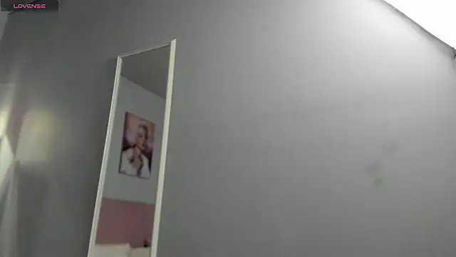 Snapshot of ScarletGV chatting on 02-21-26, 05:42 ScarletGV online show from 02-21-26, 05:42