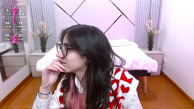 LenaRoses online show from 11-07-25, 12:42