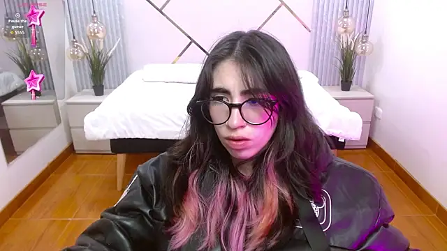 LenaRoses online show from 11-06-25, 12:42