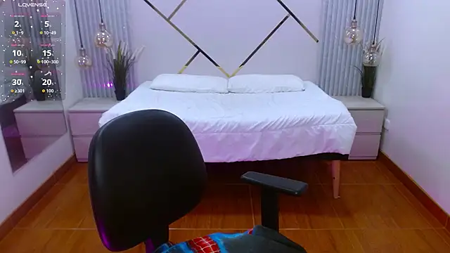 LenaRoses online show from 10-06-25, 07:58