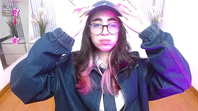 LenaRoses online show from 11-08-25, 01:25