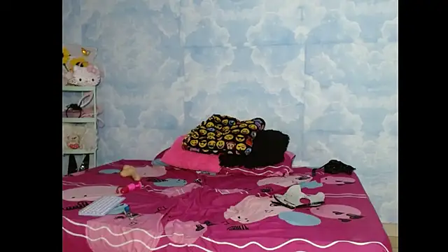 Snapshot of Valerii_Gil chatting on 02-13-26, 06:02 Valerii Gil online show from 02-13-26, 06:02