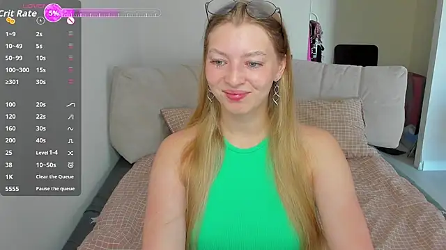 Snapshot of Drive-Crazy- chatting on 06-15-26, 06:02 Drive-Crazy- online show from 06-15-26, 06:02