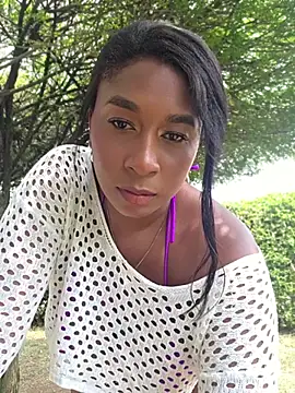 Snapshot of HanaThompson chatting on 07-16-26, 05:54 HanaThompson online show from 07-16-26, 05:54