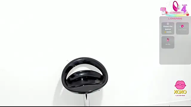 Snapshot of mrskatty chatting on 06-14-26, 11:44 mrskatty online show from 06-14-26, 11:44