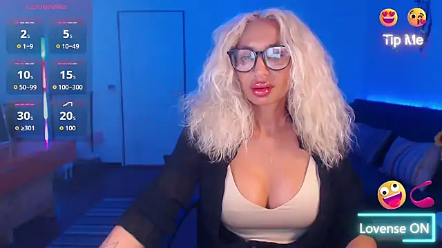 beauty chl0e online show from 09-19-25, 07:18