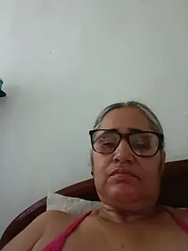  candi online show from 06-18-26, 11:37