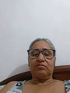  candi online show from 07-11-26, 12:27
