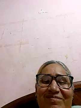  candi online show from 10-30-25, 03:16