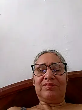 Snapshot of _candi chatting on 02-06-26, 01:51 candi online show from 02-06-26, 01:51