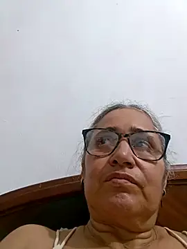 Snapshot of _candi chatting on 02-04-26, 12:27 candi online show from 02-04-26, 12:27