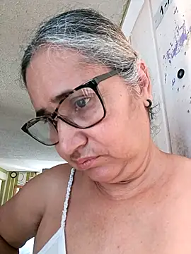  candi online show from 04-11-26, 01:59