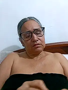 Snapshot of _candi chatting on 03-01-26, 01:16 candi online show from 03-01-26, 01:16