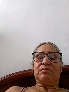 Snapshot of _candi chatting on 02-14-26, 06:30 candi online show from 02-14-26, 06:30