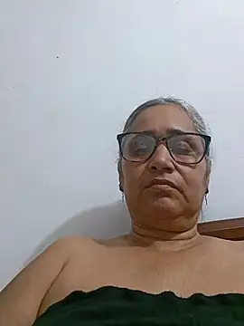  candi online show from 07-07-26, 04:37
