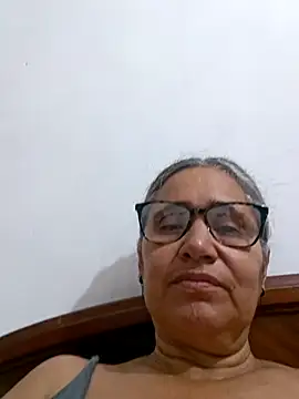 Snapshot of _candi chatting on 02-21-26, 11:12 candi online show from 02-21-26, 11:12