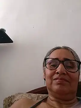  candi online show from 05-26-26, 04:16