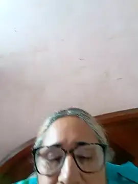  candi online show from 10-23-25, 07:34