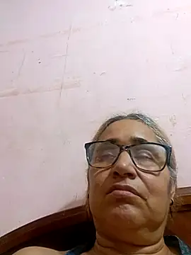  candi online show from 10-26-25, 01:28