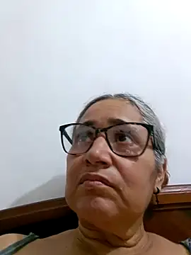 Snapshot of _candi chatting on 02-22-26, 01:41 candi online show from 02-22-26, 01:41