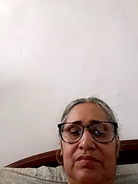  candi online show from 04-19-26, 06:21