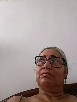  candi online show from 05-21-26, 04:26