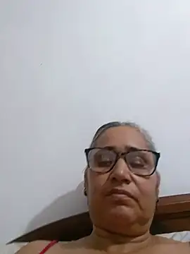  candi online show from 07-02-26, 12:44