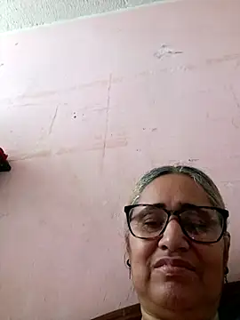  candi online show from 11-29-25, 01:22